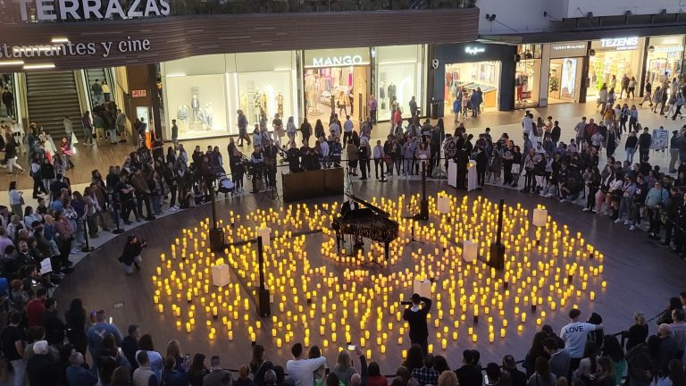 imgi_6_musica-en-directo-centro-comercial-1-768x432