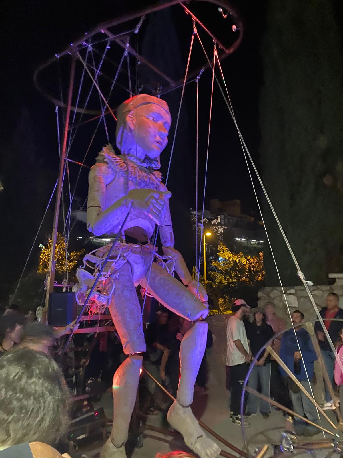PASACALLES MARIONETA